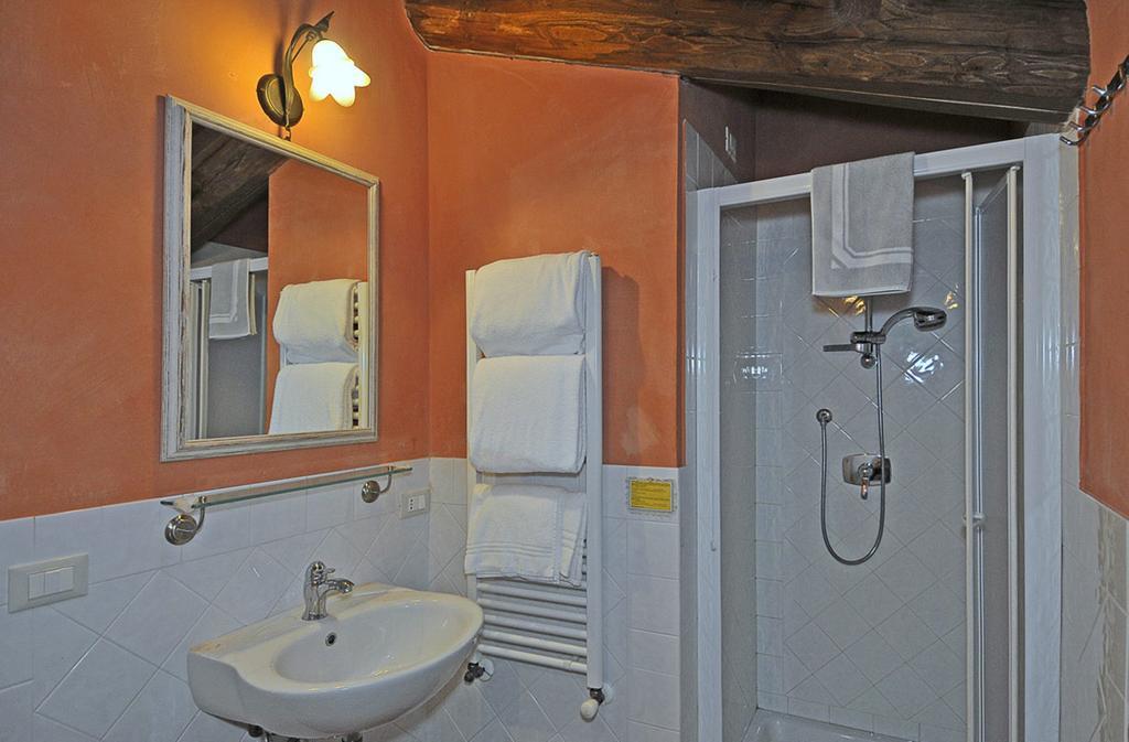 Le Ginestre B & B Massarosa Δωμάτιο φωτογραφία