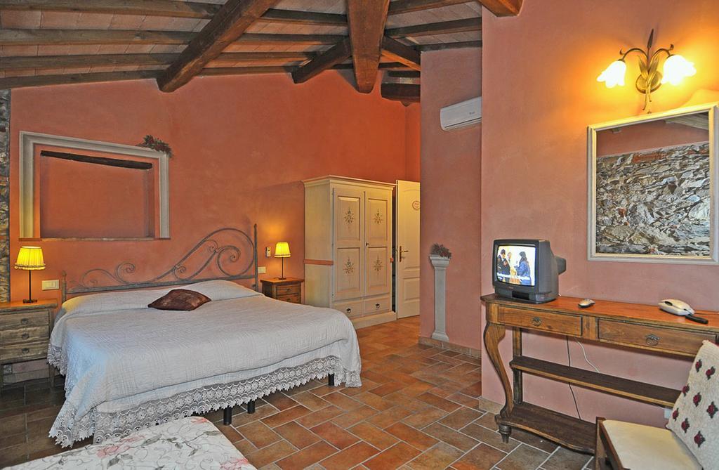 Le Ginestre B & B Massarosa Δωμάτιο φωτογραφία